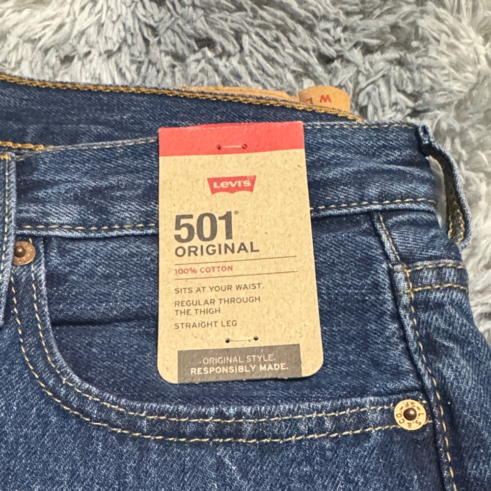 Levi's Men's Straight Jeans in Deep Blue - Picture 2 of 6